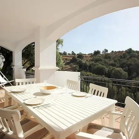 Apartment Two Bedroom With Sea View Marbella