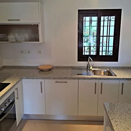 Two Bedroom With Sea View *